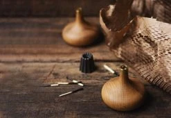 Ovo Things Oak Candle Holder -Twentytwentyone Shop OVO Things Oak candle holder 4
