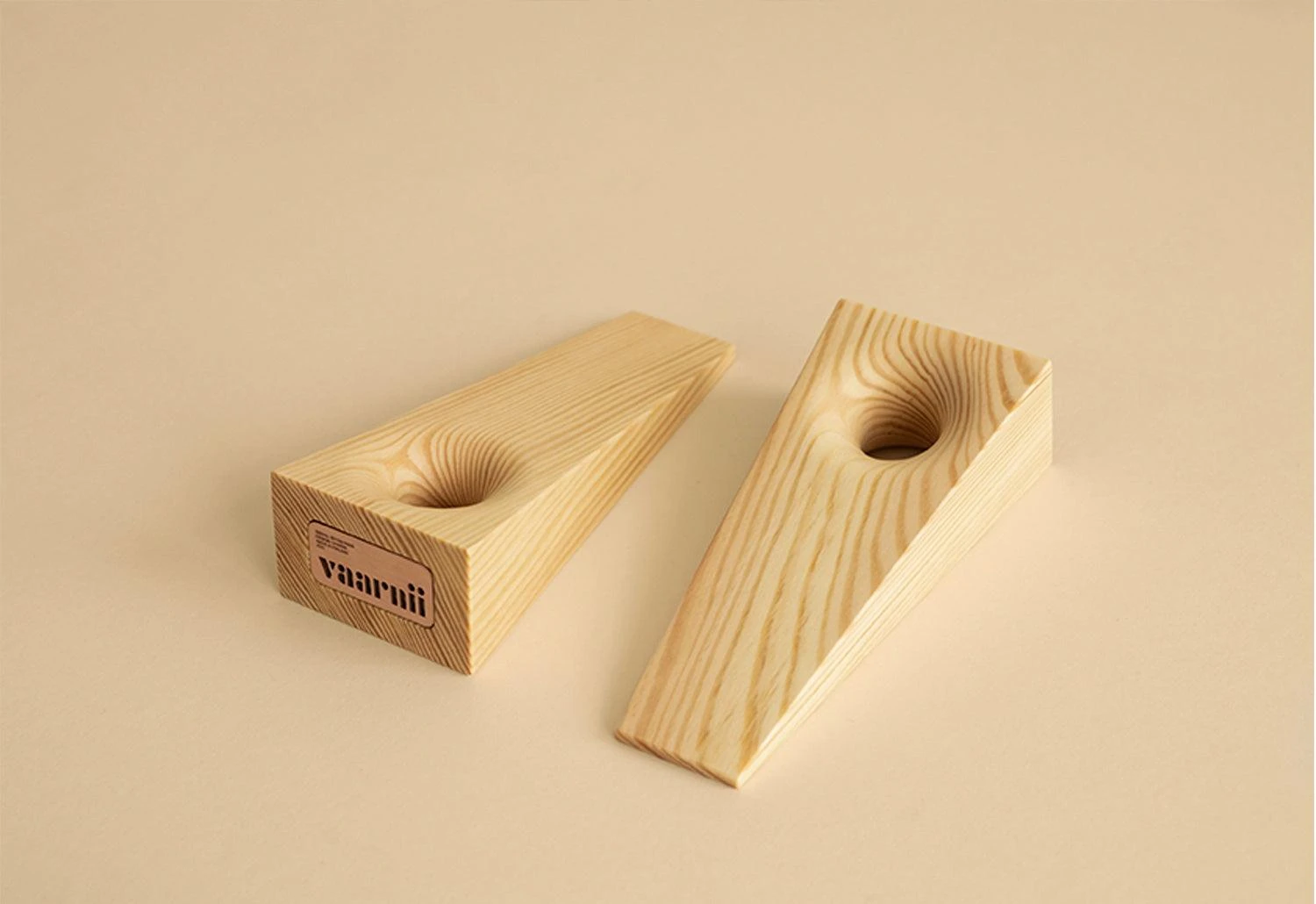 Vaarnii 011 Doorstop 4 Vaarnii 011 Doorstop - Image 2