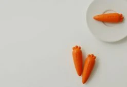 Goober Farm Crayons With Colouring Book 14 Goober Farm Crayons With Colouring Book -Twentytwentyone Shop farm crayons goober twentytwentyone 2