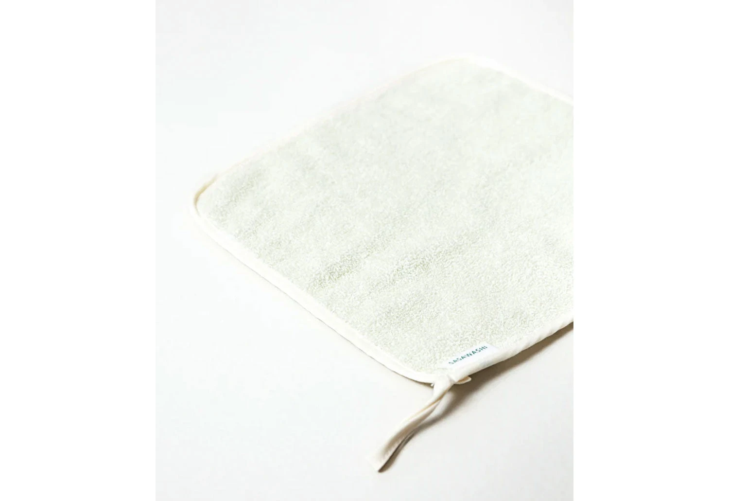 Sasawashi Face Scrub Towel 6 Sasawashi Face Scrub Towel - Image 4