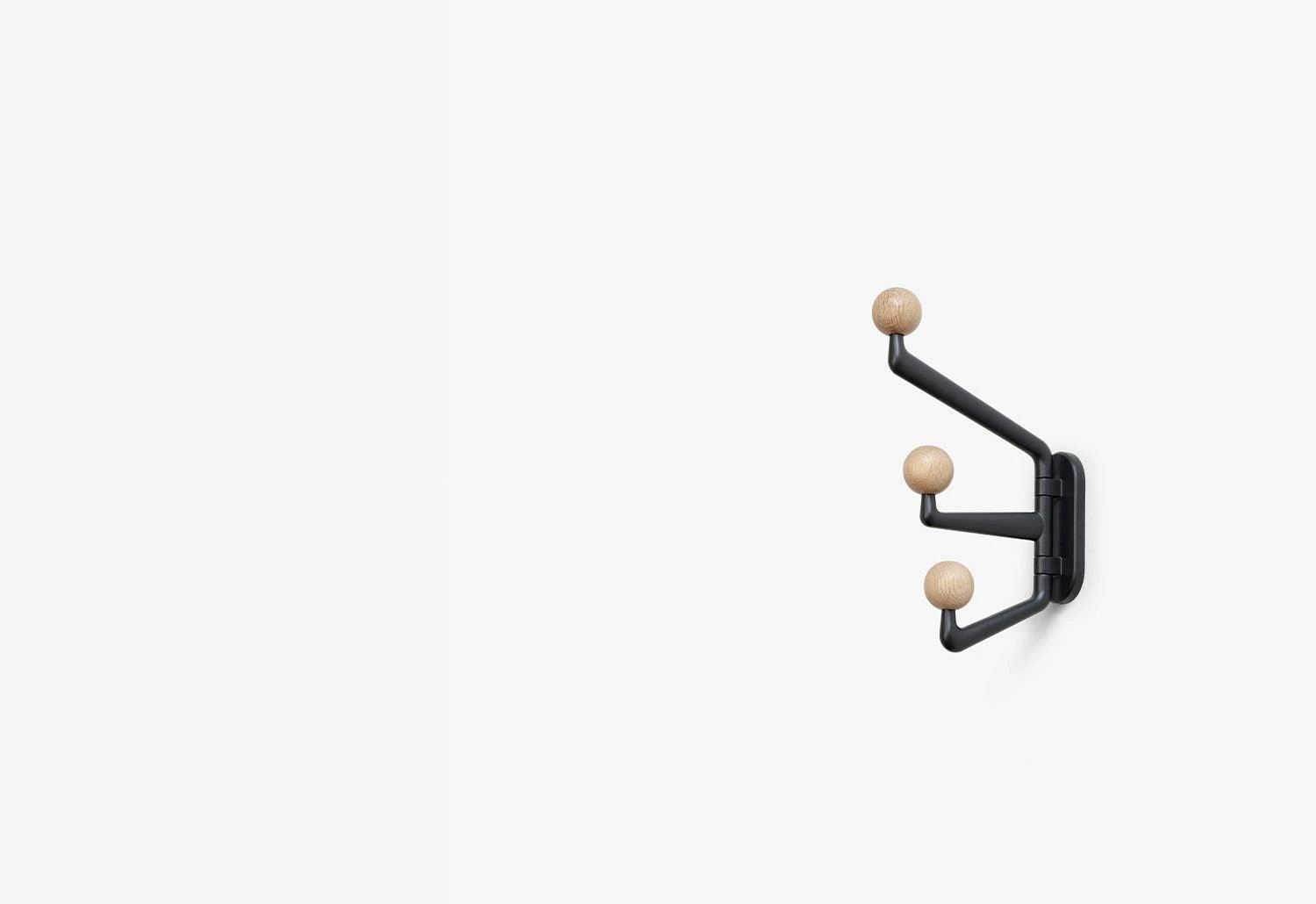 AndTradition Capture Wall Hook 4 AndTradition Capture Wall Hook - Image 3