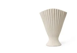 Ferm LIVING Fountain Vase -Twentytwentyone Shop twentytwentyone Ferm Living Fountain Vase 2