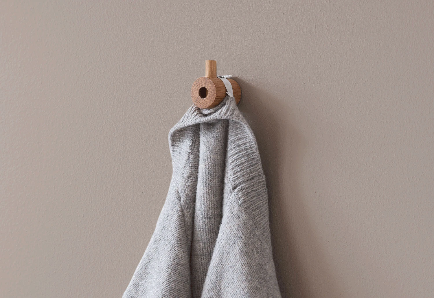 Moebe Wooden Wall Hook 4 Moebe Wooden Wall Hook - Image 2