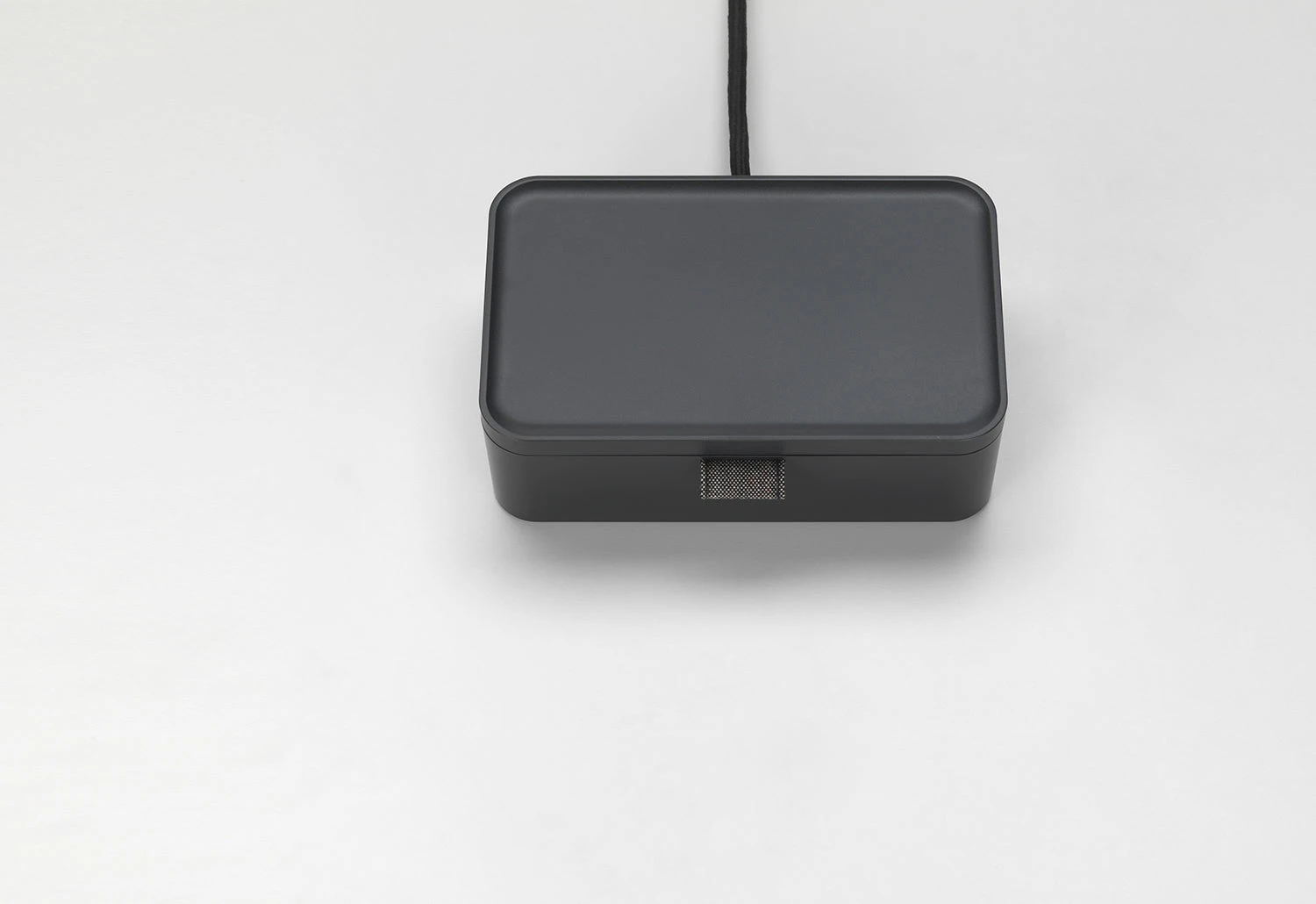 Vitra Ampi Charger, 2021 8 Vitra Ampi Charger, 2021 - Image 6