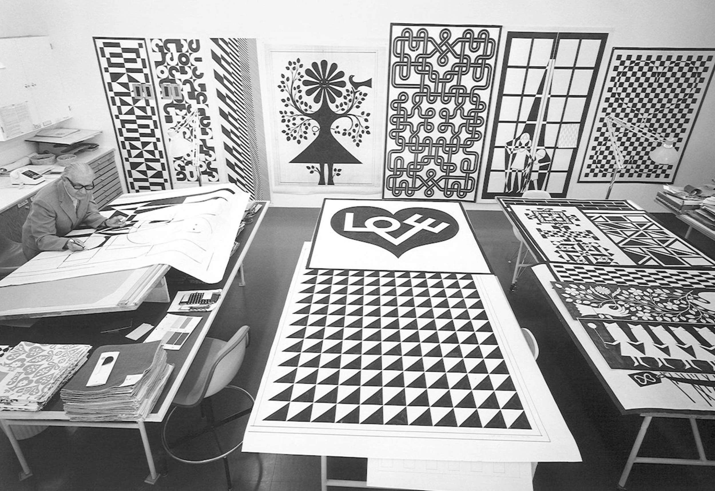 Vitra Alexander Girard Environmental Wall Hangings, 1971 6 Vitra Alexander Girard Environmental Wall Hangings, 1971 - Image 4